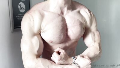 armzbro97 armzbro97 0933 - free gay porn