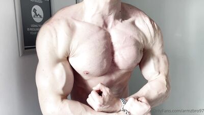 armzbro97 armzbro97 0933 - free gay porn