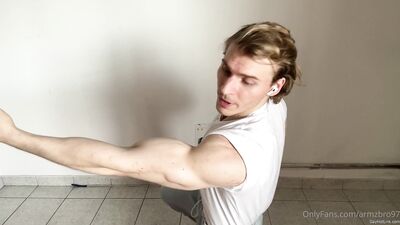 armzbro97 armzbro97 1286 - free gay porn