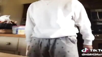 TikTok Bulges - SEGLUBXXX