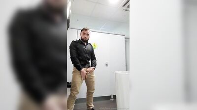 Exhibition fun gay porn (42)