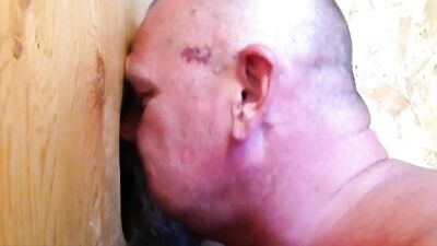 Fun Time at the Glory Hole (142)