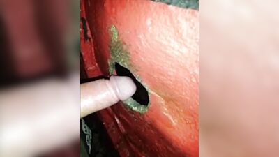 Fun Time at the Glory Hole (101)
