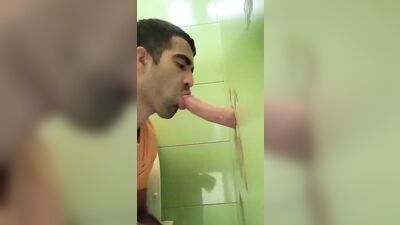 Fun Time at the Glory Hole (151)