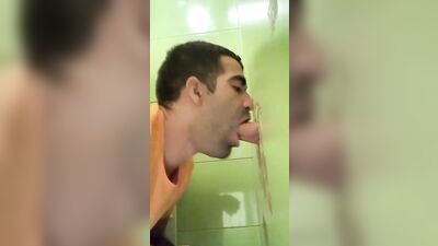 Fun Time at the Glory Hole (151)