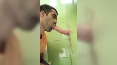 Fun Time at the Glory Hole (151)