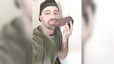 Fun Time at the Glory Hole (29)