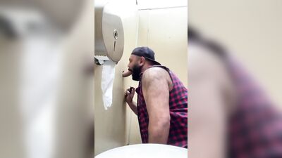Fun Time at the Glory Hole (78)