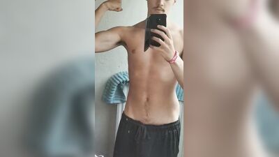 Hunks and Jocks Gay Porn (249)