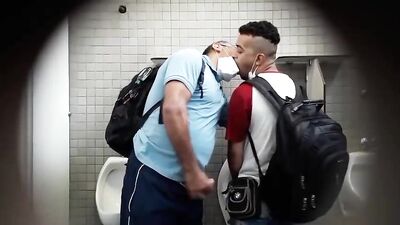 Fun Time at the Glory Hole (149)