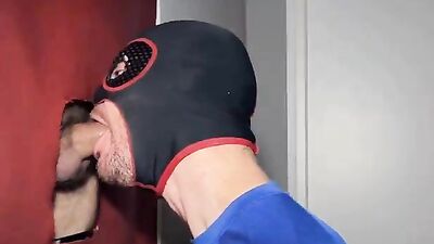 Fun Time at the Glory Hole (96)