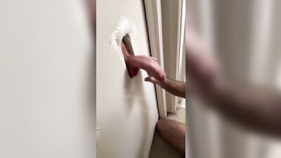 Fun Time at the Glory Hole (80)