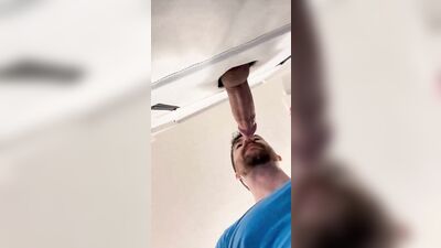 Fun Time at the Glory Hole (59)