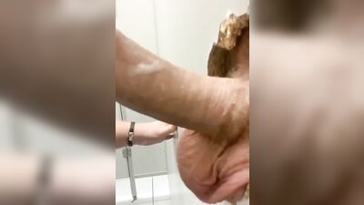 Fun Time at the Glory Hole (154)