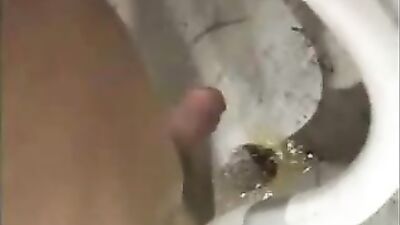Fun Time at the Glory Hole (51)