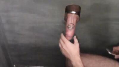Fun Time at the Glory Hole (70)