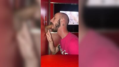 Fun Time at the Glory Hole (22)