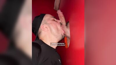 Fun Time at the Glory Hole (21)