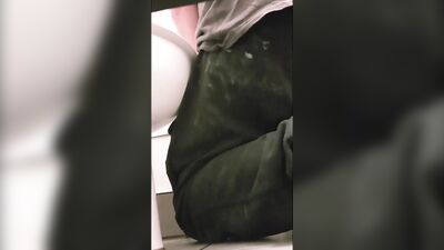 Fun Time at the Glory Hole (102)