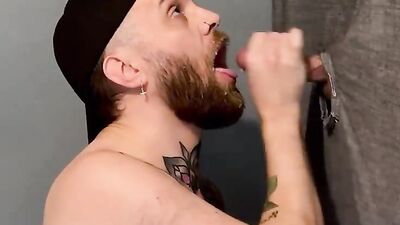 Fun Time at the Glory Hole (48)