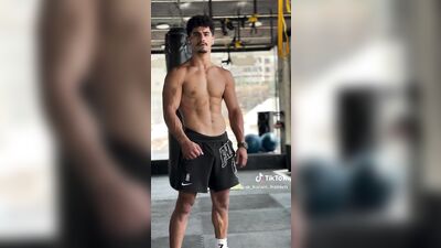 Middle Eastern Gay Men (20)