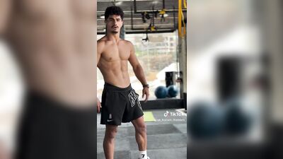 Middle Eastern Gay Men (20)