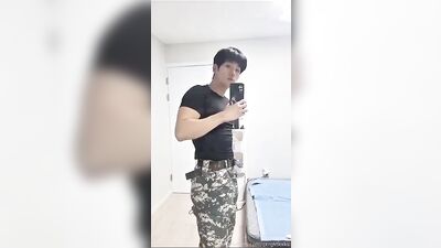 Gay Asian Men (167)