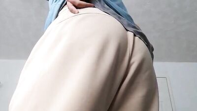 Middle Eastern Gay Men (137)