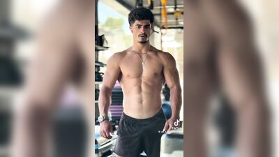 Middle Eastern Gay Men (21)