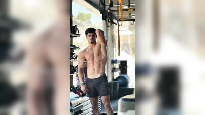 Middle Eastern Gay Men (21)