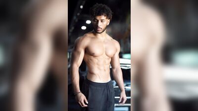 Middle Eastern Gay Men (19)