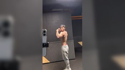 Middle Eastern Gay Men (17)