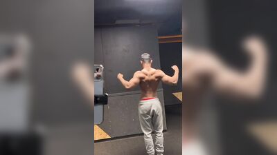 Middle Eastern Gay Men (17)
