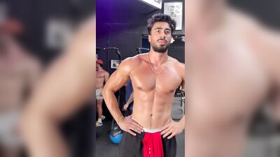 Middle Eastern Gay Men (84)