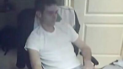 college alpha tells friend just suck me - free gay porn