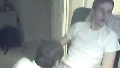 college alpha tells friend just suck me - free gay porn