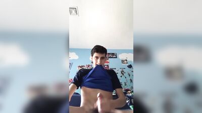 college twink jerks off for webcame - free gay porn