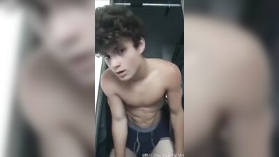 a fit hunk flexes his muscles - free gay porn