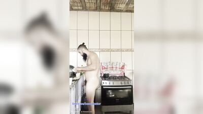 making a nude breakfast - free gay porn