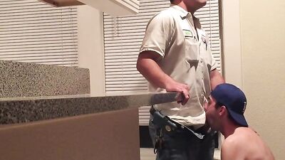 repairman give pig a huge load - free gay porn