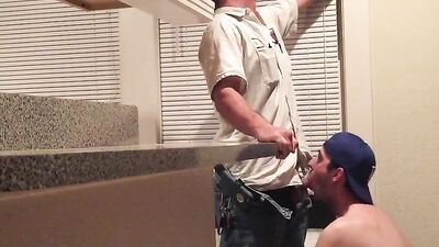 repairman give pig a huge load - free gay porn