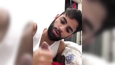 cum swallowing yummy - free gay porn