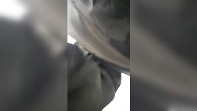 pauzudos trocam chupadas gostosas no banheiro - free gay porn