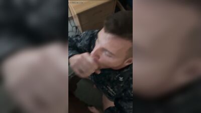 white soldier blows a huge bbc swallows cum he cums - free gay porn