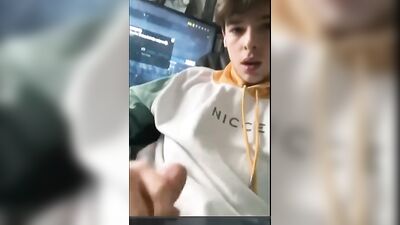 gamer after long match - free gay porn