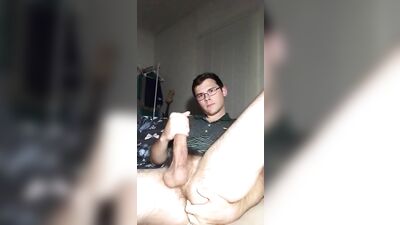 nerdy guy playing with his ass - free gay porn