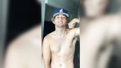 friends showing off2 - free gay porn