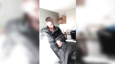leather kissing couple - free gay porn