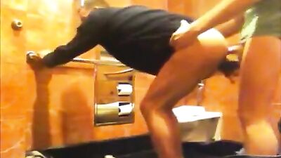 bareback fuck and creampie in a bathroom - free gay porn