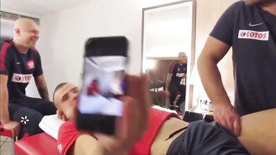 boner during sports massage - free gay porn
